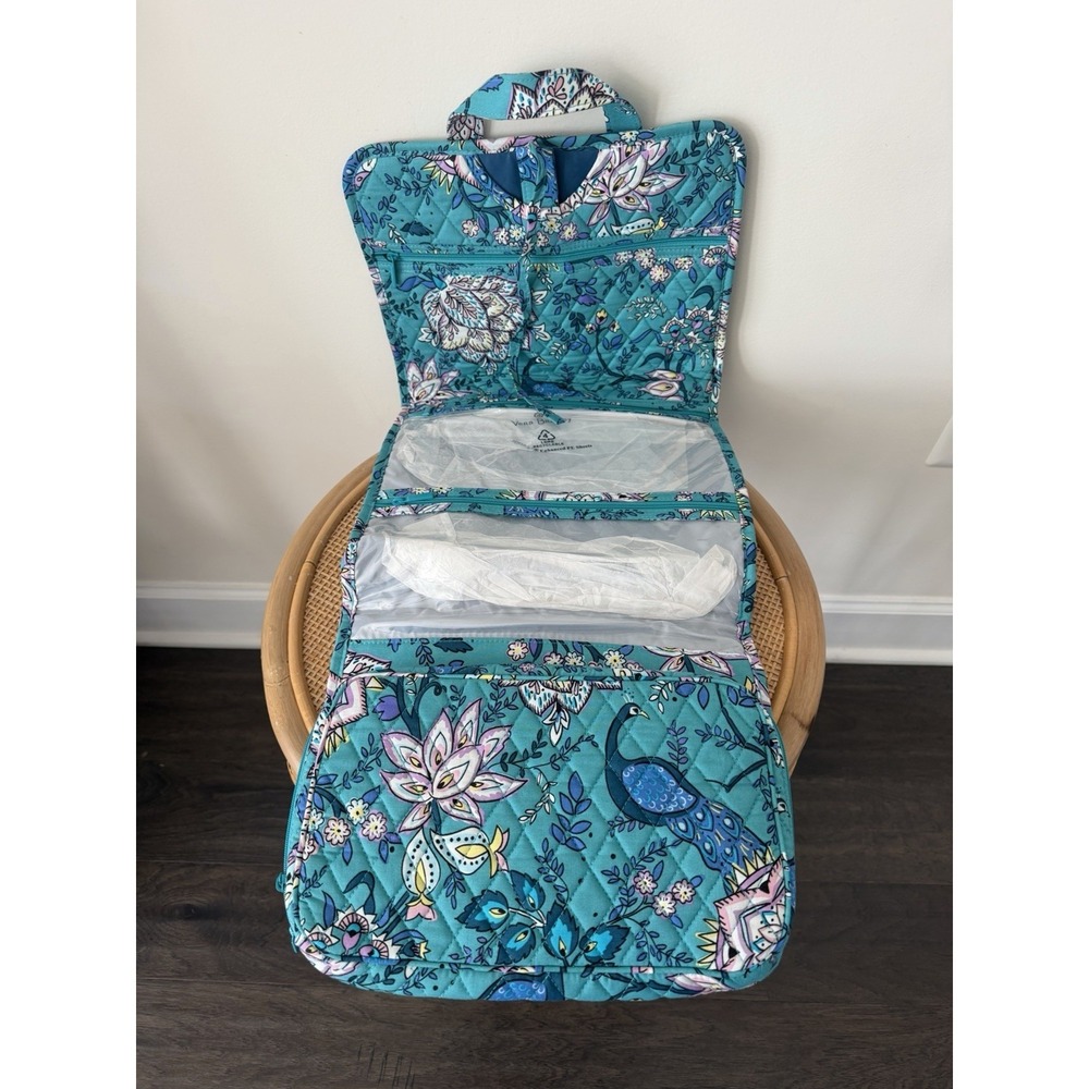 Vera Bradley Expandable Hanging Organizer Travel Bag Peacock Garden NWOT - Picture 2 of 2